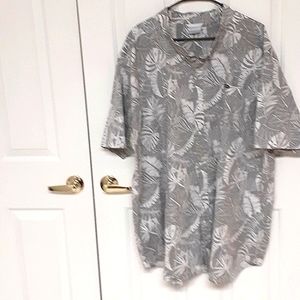 Columbia mens short sleeve shirt Size 4xt  Grayish tan and cream